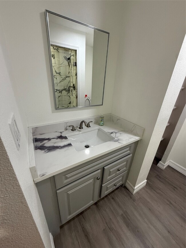 Building Photo - 3926 Bahler Ave