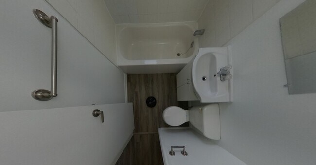 Photo - 1253 Clonsilla Ave Unit B