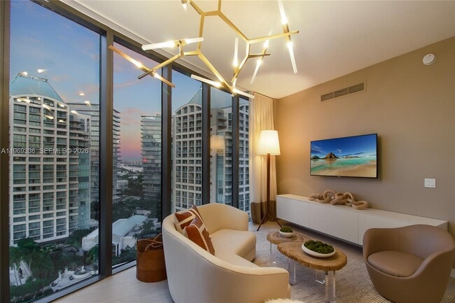 Photo - 2831 S Bayshore Dr Unidad 1505