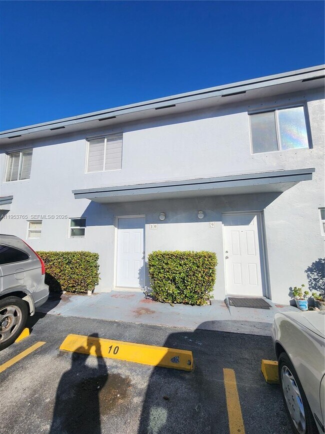 Photo - 8025 NW 8th St