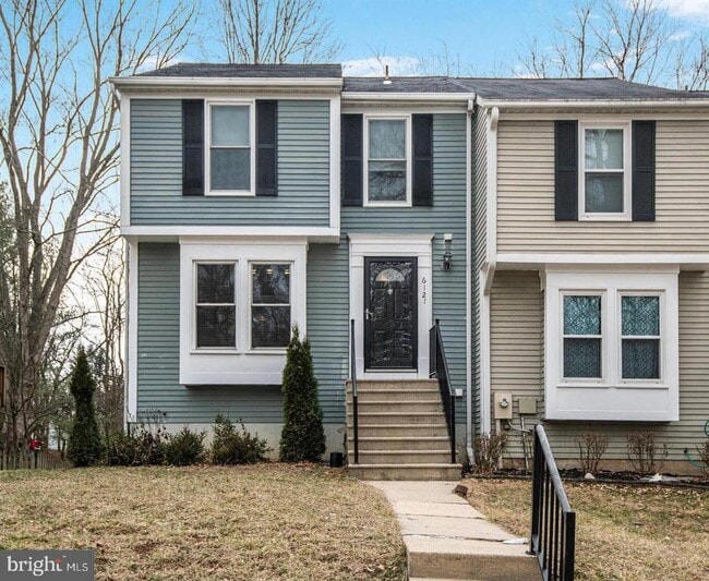 Building Photo - 6121 Cedar Wood Dr