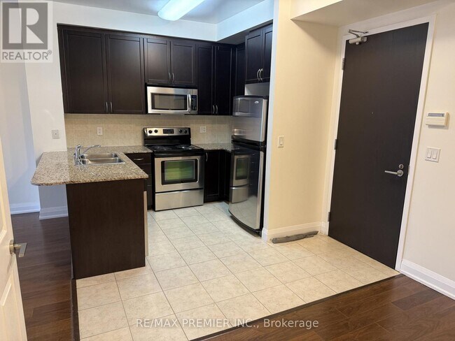 Photo - 83 Woodbridge Ave Unit 406