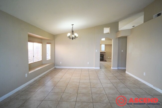 Photo - Lovely Home Near Berkshire and Akers!