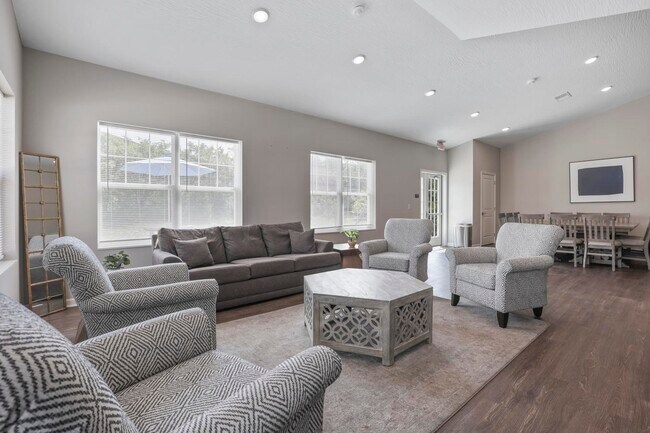 Photo - Wheatland Crossing II