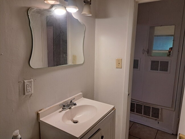 Photo - 4046 Keating Dr