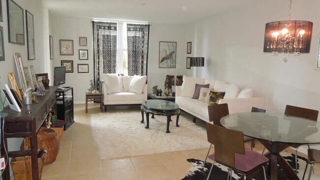 Photo - 511 SE 5 Ave Unit 723