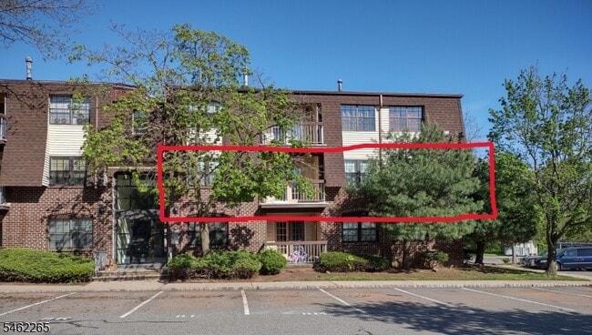Building Photo - 1807 Green Hollow Dr