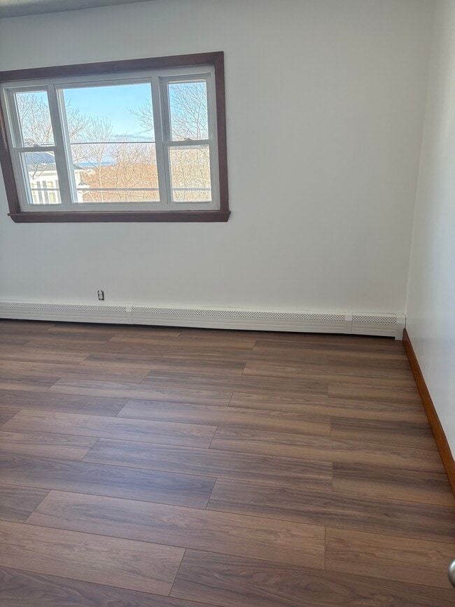 Building Photo - 64 Perkins St Unit Apt 2