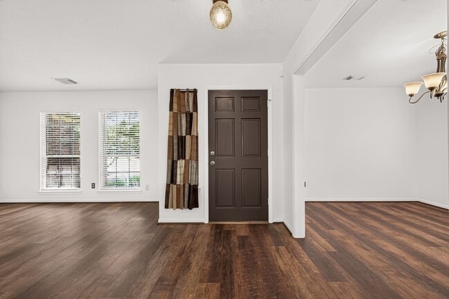 Photo - 16506 Canario Dr