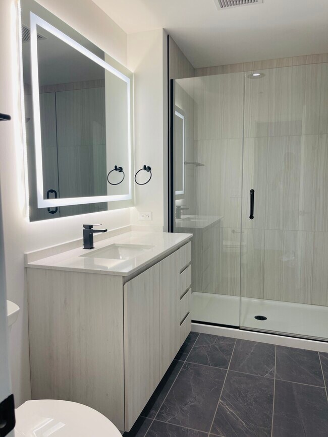 Photo - 125 N Jefferson St Unit 1508