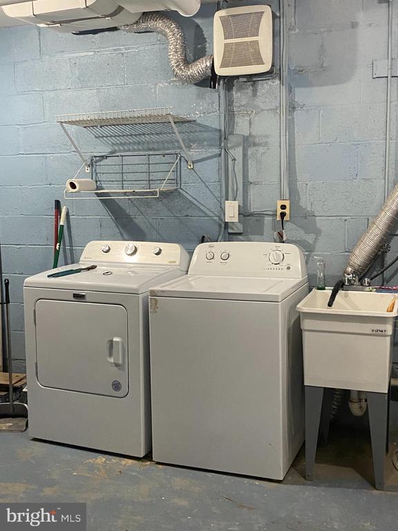 Photo - 8326 Glastonbury Ct