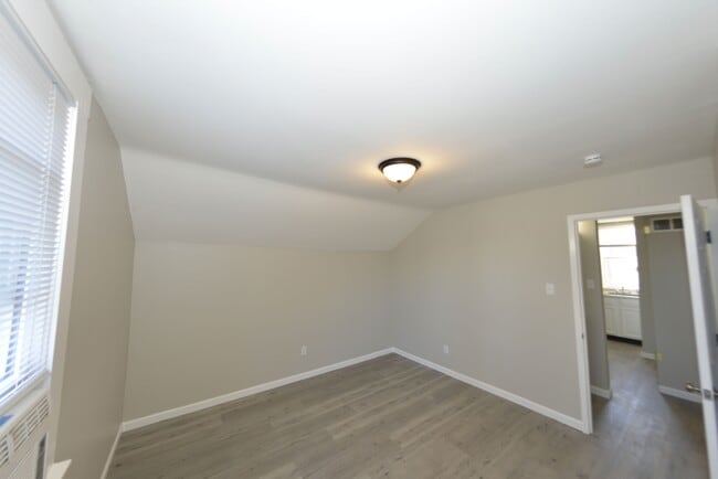 Photo - 1517 Waverly St