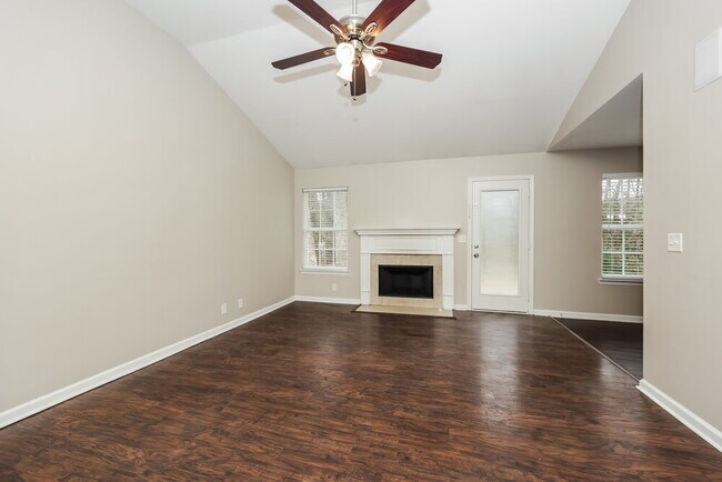 Photo - 2013 St Andrews Dr