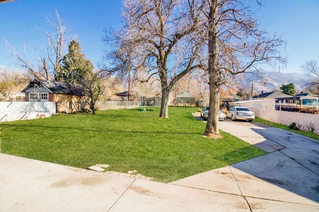 Photo - 3222-3224 S Adams Ave Unit 3224 Adams Ave