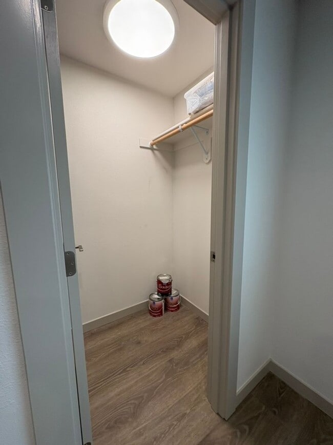16488 Carter Ct Unidad ADU