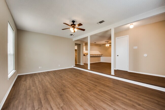 Living Room - 606 Billie Ruth Ln