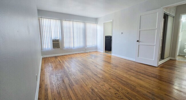 Photo - 478 Landfair Ave