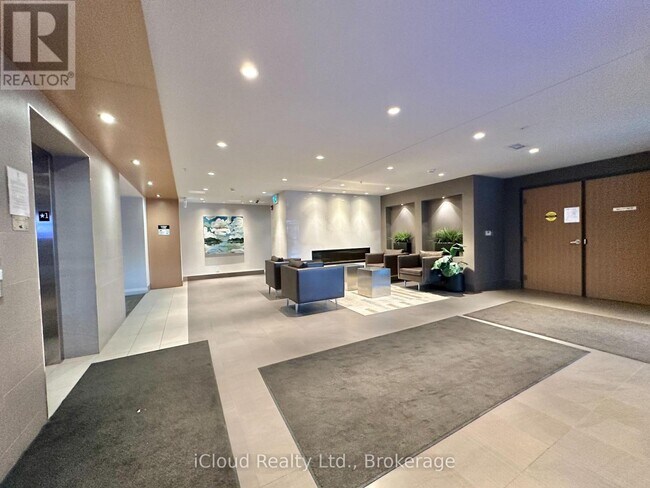 Photo - 1105 Leger Wy Unité 105