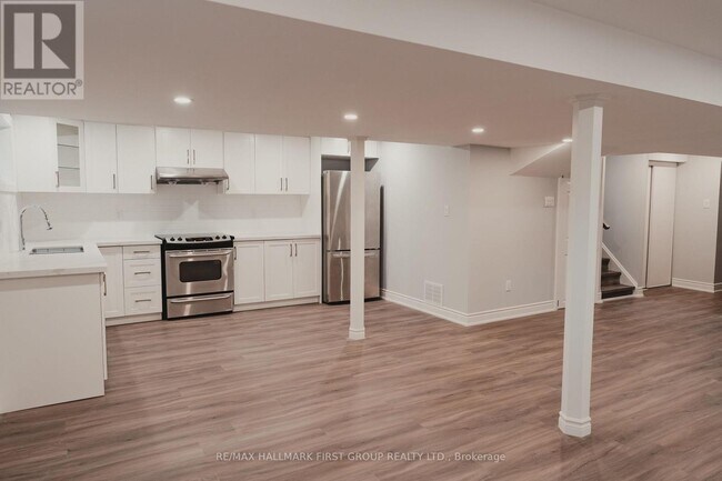 Photo - 588 Marksbury Rd