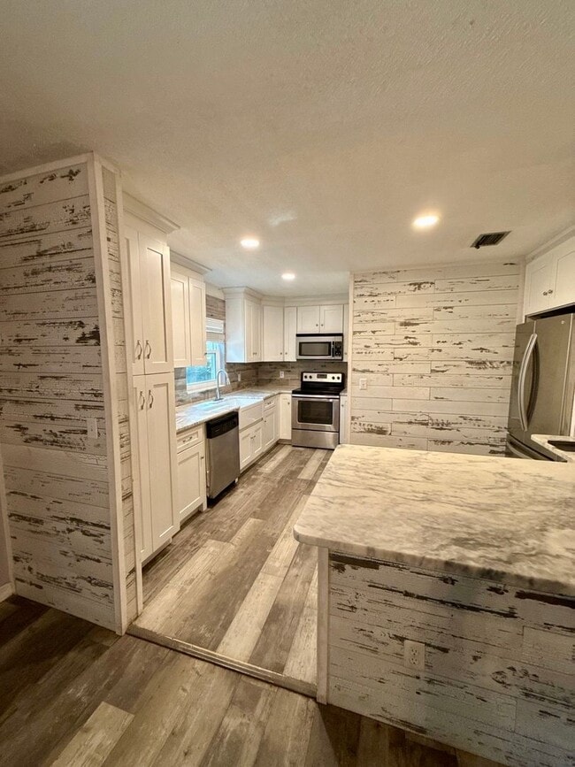 Photo - Mandarin Beautiful Corner Property!