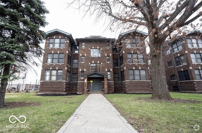 Building Photo - 3707 N Meridian St Unit 1A Rental