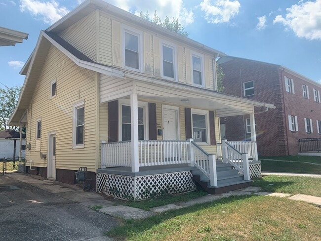 Photo - 2 Bedroom Detached House-East End York City