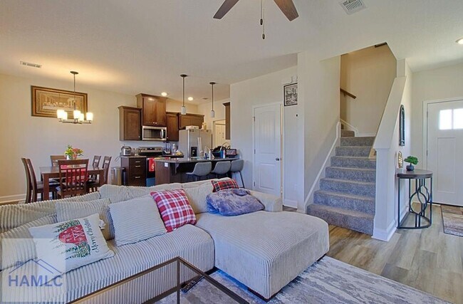 Photo - 803 Abode Ave House