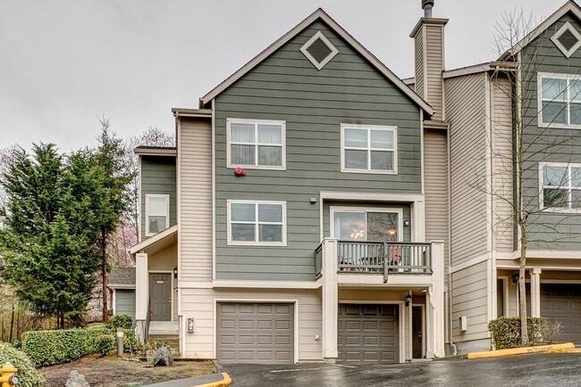Building Photo - Lynnwood Townhome