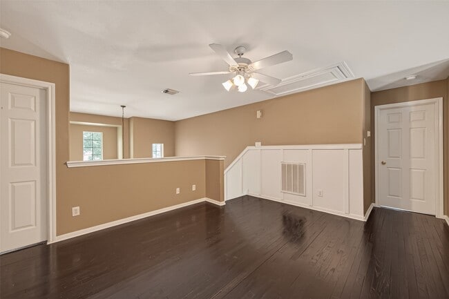 Photo - 4702 Autumn Orchard Ln