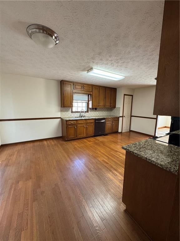 Photo - 910 Thousand Oaks Dr