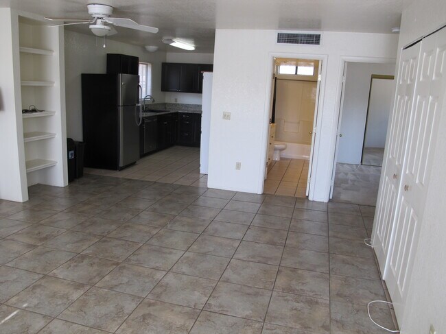 Photo - 1620 N Fremont Ave