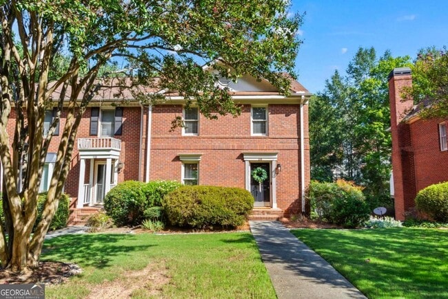 Photo - 28 Huntington Pl Dr