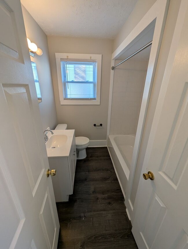 Photo - Beautiful 2 bedroom house with large yard, off street parking. Ready to move in!