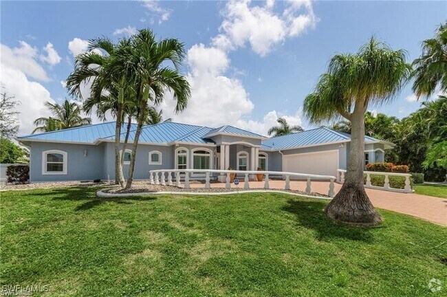 Building Photo - 4107 SW 20th Ave Rental