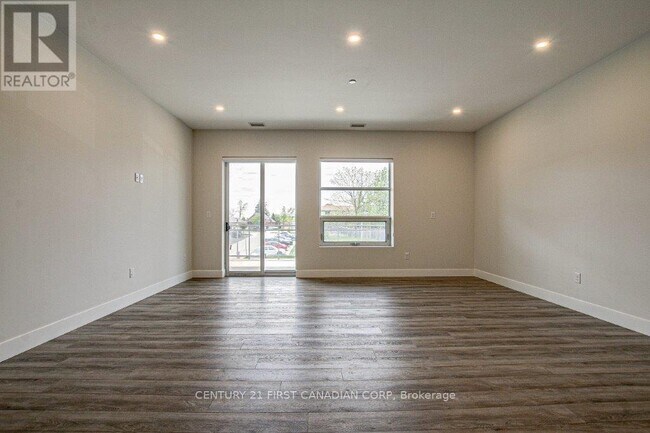 Photo - 1696 Fiddlehead Pl Unit 305