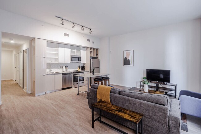 Photo - 9-JAN-JAN E 4th St Unidad ID1223712P