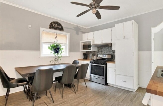 33-35-35 Hitchcock St Unit 2