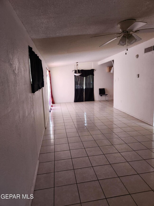 Photo - 10331 Blythe Dr