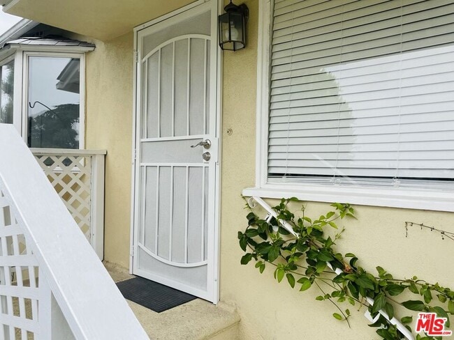 Photo - 3227 Bennett Dr