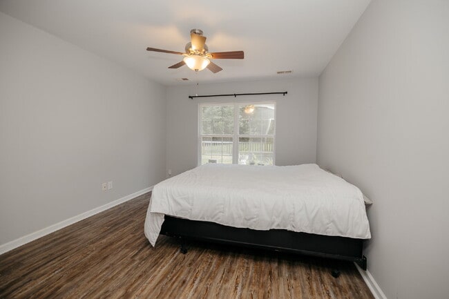 Photo - Charming 3-Bedroom Goose Creek Home with Attached Garage