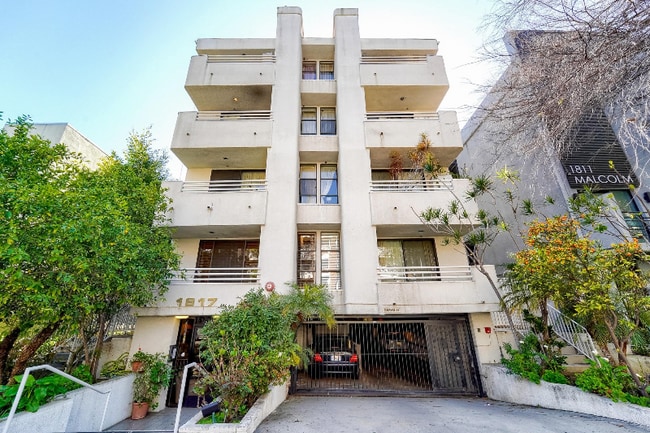 Photo - 1817 Malcolm Ave Condo