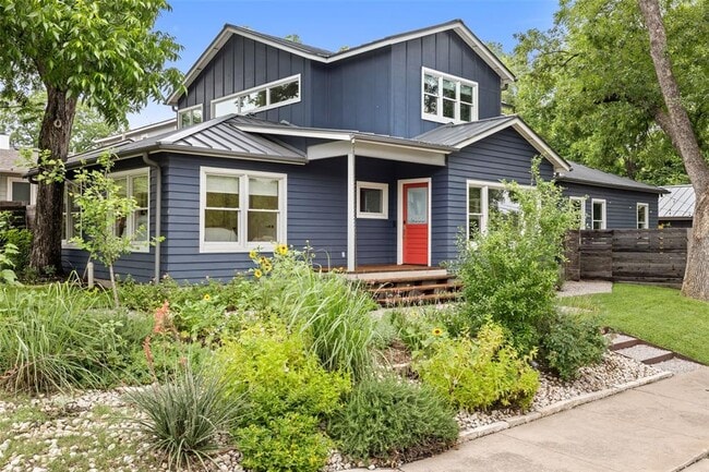 Photo - 2000 Rundell Pl