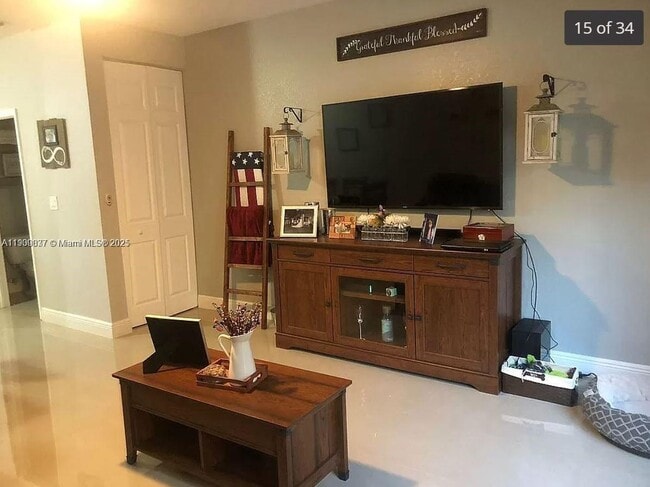 Photo - 4913 SW 141st Ave Unit 2