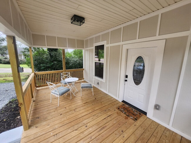 Photo - 203 Brockman Ave Unit SI ID1312675P