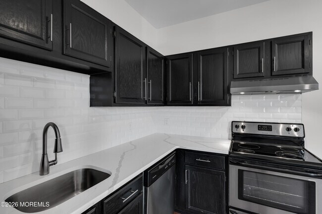 31 W Front St Unit 1