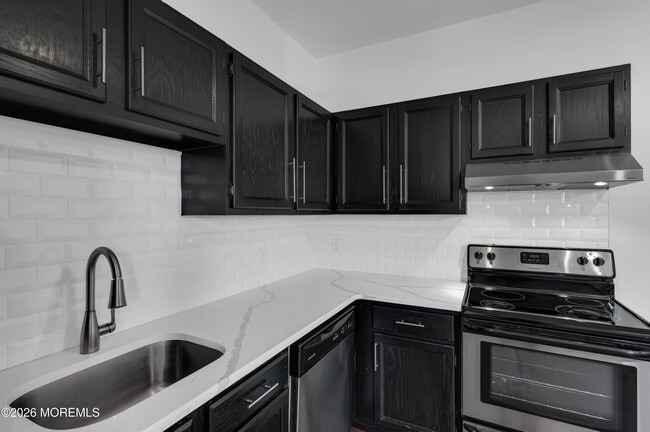 Photo - 31 W Front St Unit 1