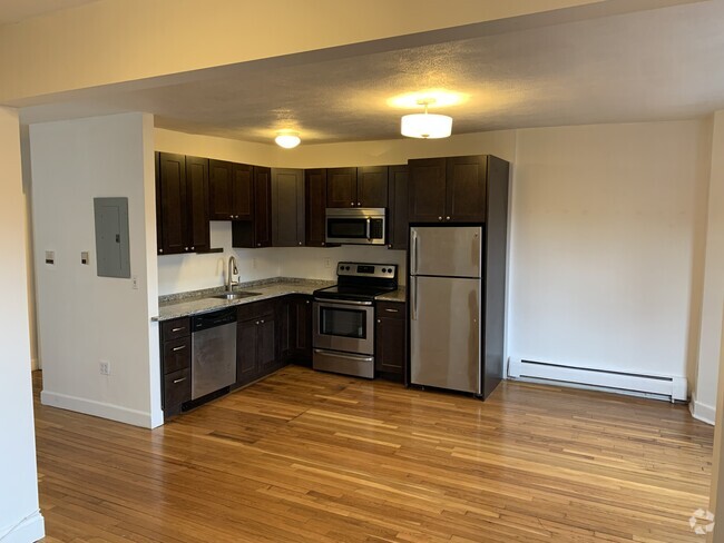 Building Photo - 40 E Springfield St Unit #5 Rental