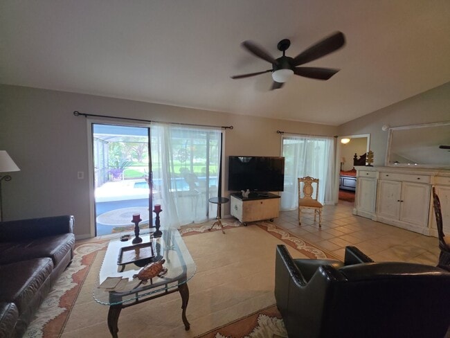 Photo - 2319 N Hendry Pt