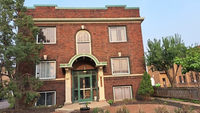 Photo - 2737 Blaisdell Ave Unit blaisdell