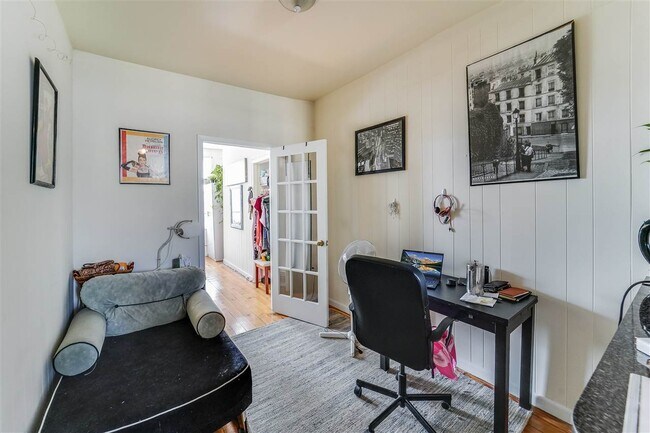 Photo - 120 Jefferson St Unidad 4R